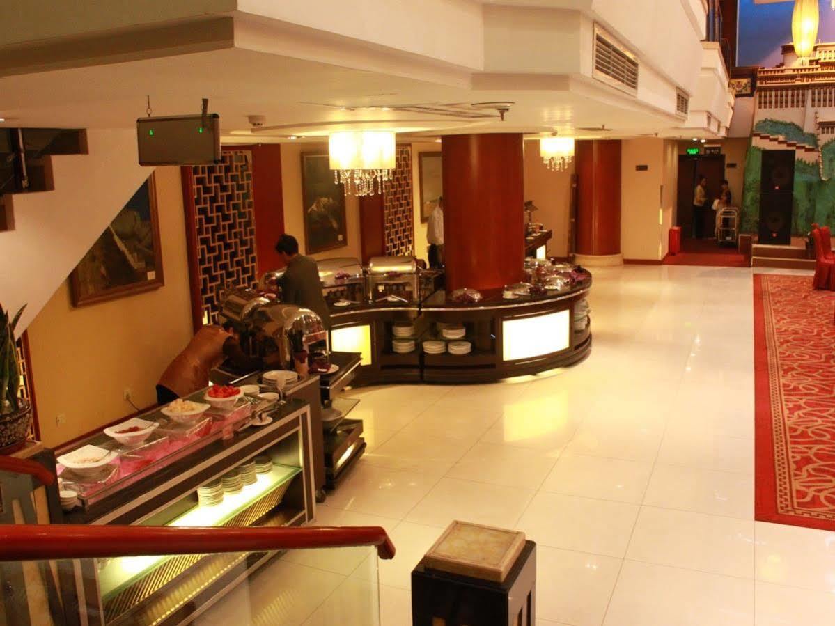 Minshan Lhasa Grand Hotel Чэнду Экстерьер фото