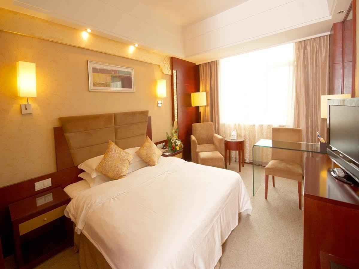 Minshan Lhasa Grand Hotel Чэнду Экстерьер фото
